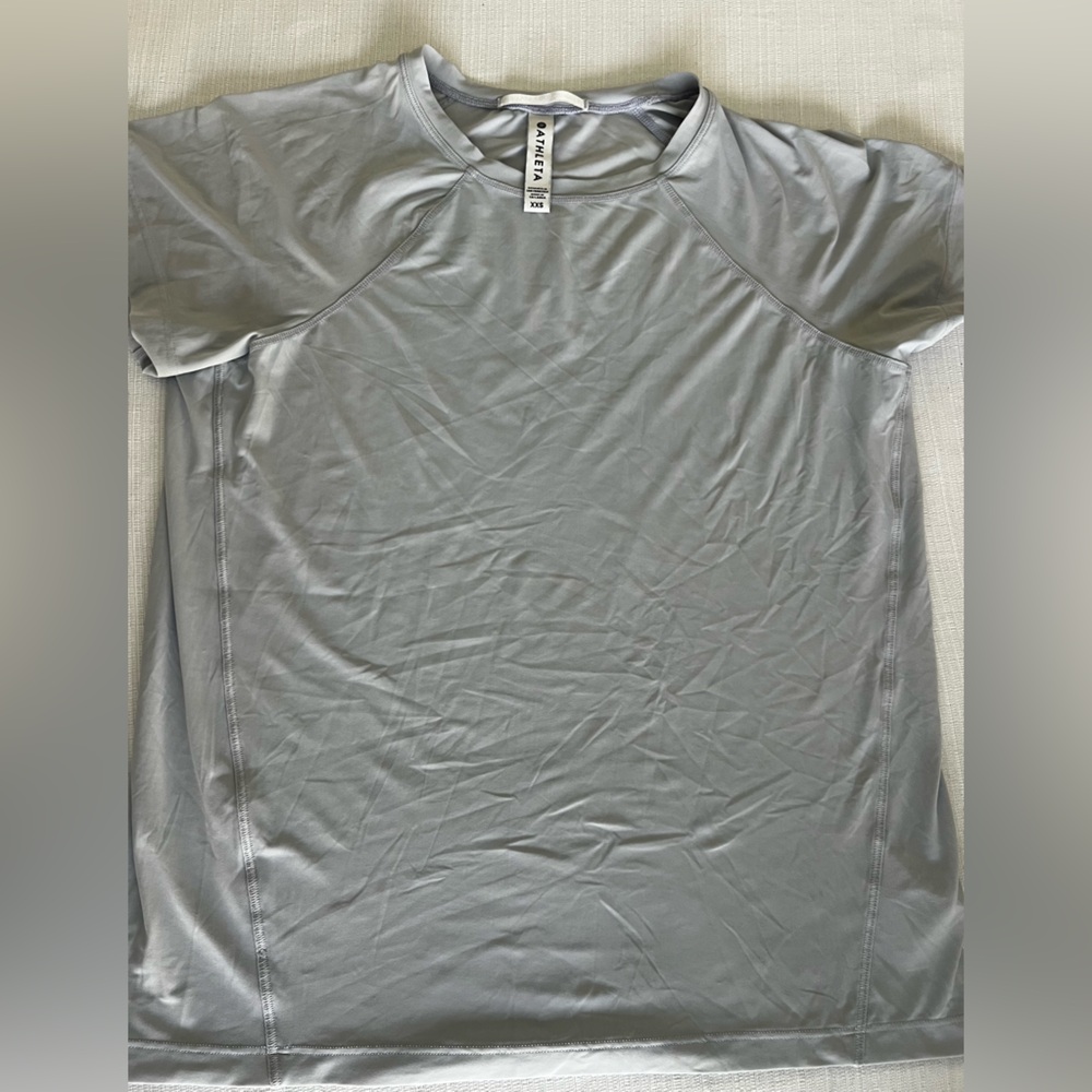 Athleta Gray t-shirt